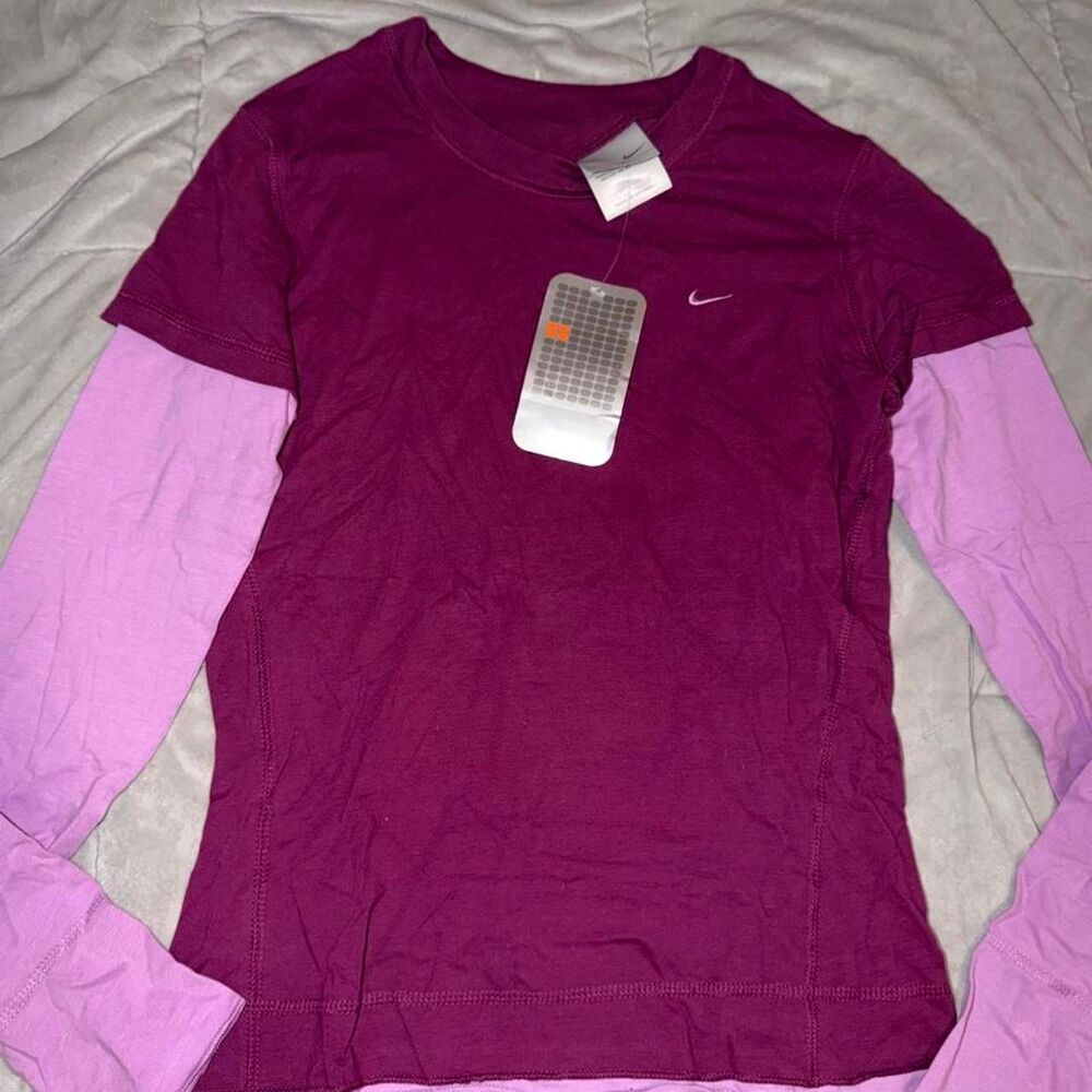 Nike Women's Purple and Pink Shirt